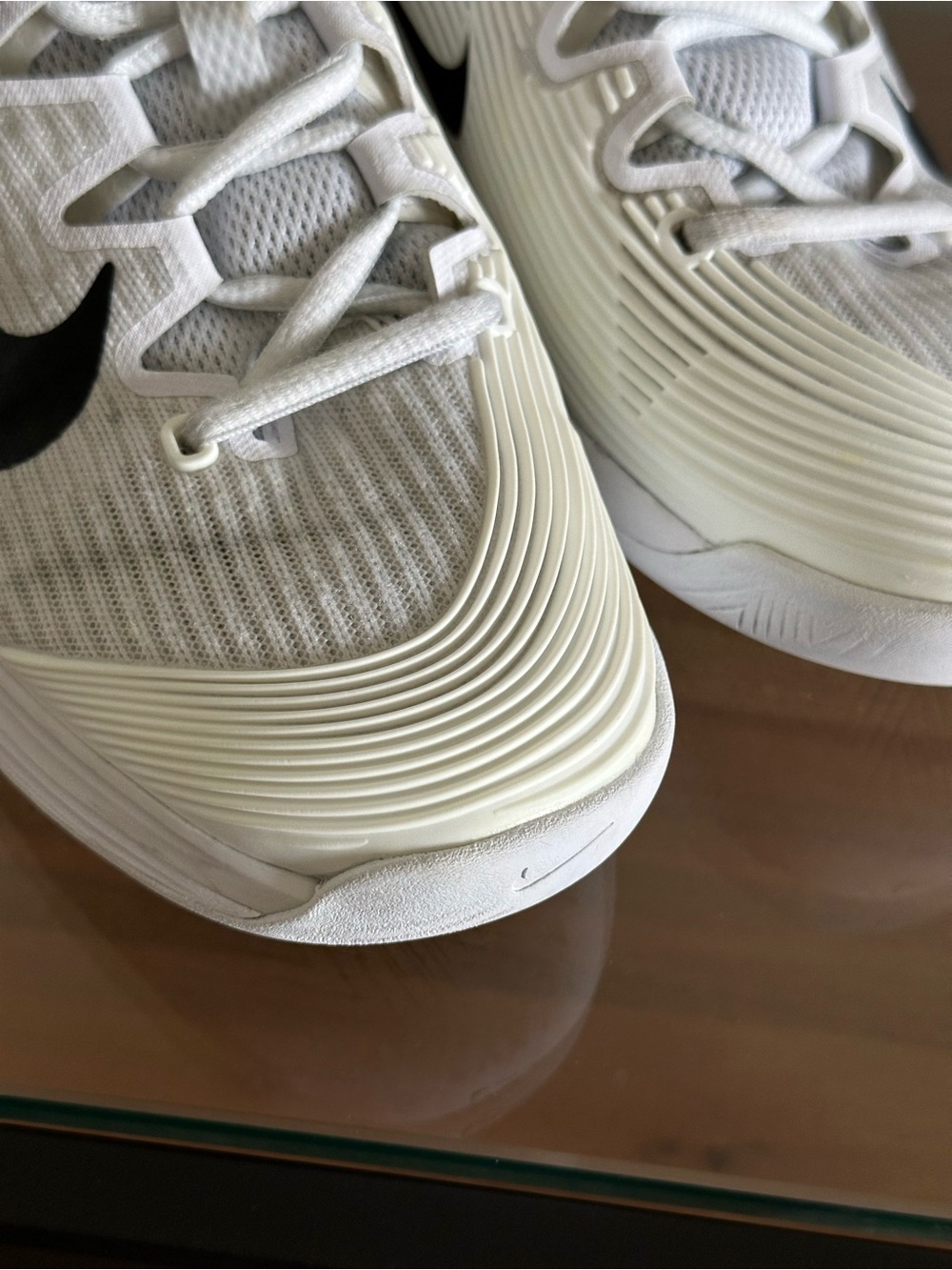 Nike Vapor 12 Women's Hard Court Tennis Shoes Size 6.5 - Picture 7 of 13